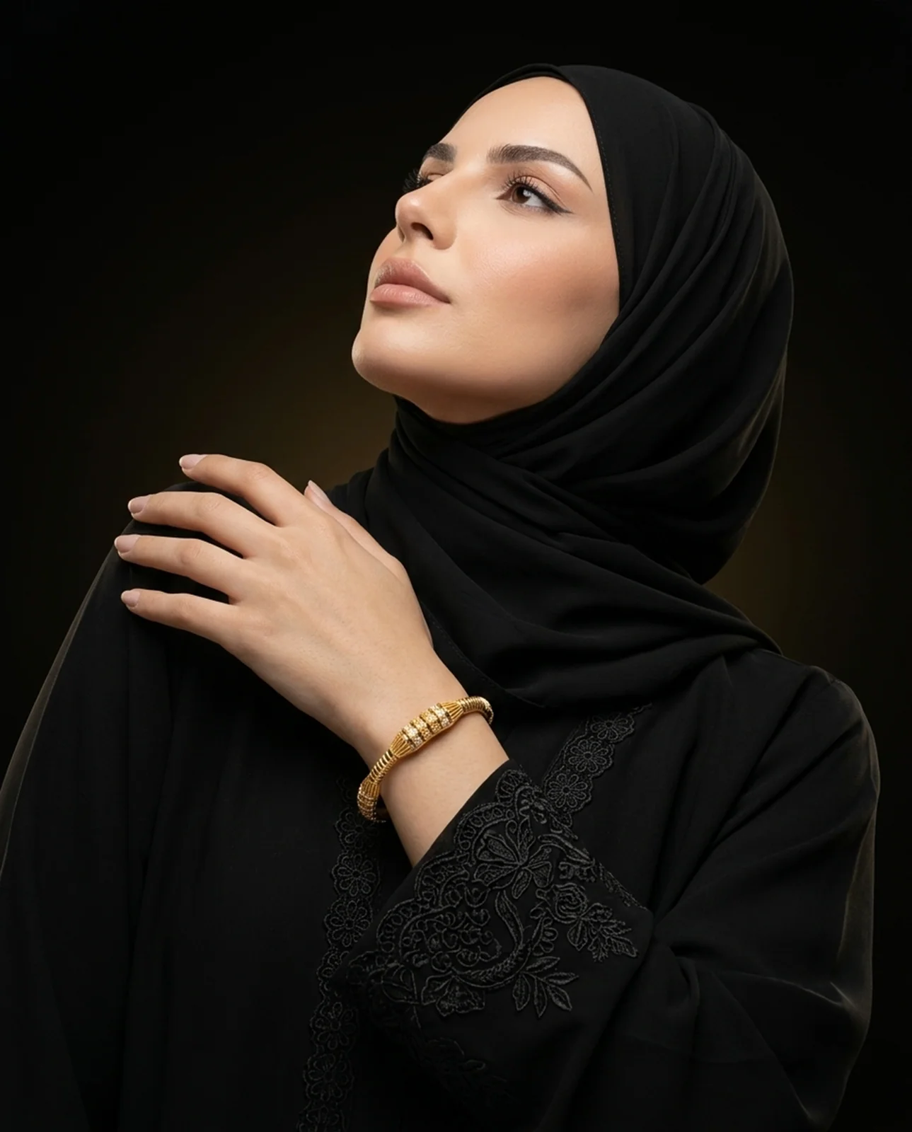 Royal Gulf-Style Diamond Yellow Gold Bracelet